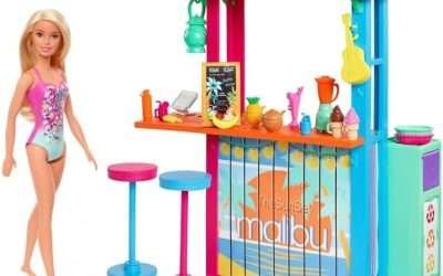 FashionFritz & Little Bitz Light Hair & Skin 12″ Fashion Doll & Beach Shack Playset Bundle – Bundle Includes one 12″ Fashion Doll & one Beach Shack playset