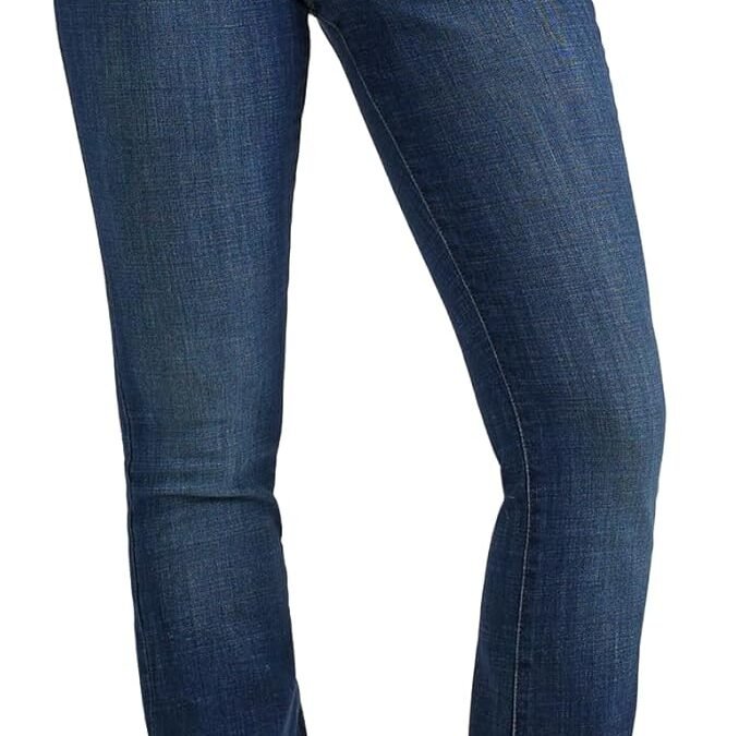 Lee Women’s Ultra Lux Comfort with Flex Motion Bootcut Jean
