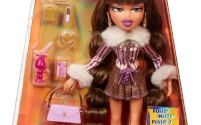 Alwayz Bratz Yasmin Fashion Doll with 10 Accessories and Poster