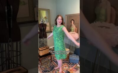 I’ve wanted a 1960s paper dress FOREVER #fashionhistory