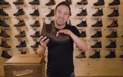 How to fit a Blundstone boot.