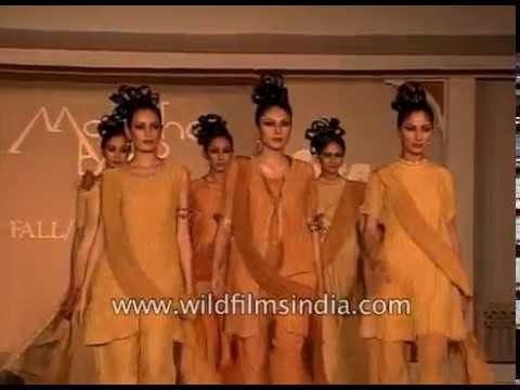 Indian female models of 1990's walk for fashion designer Monisha Bajaj