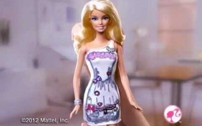 Barbie Fashion Design Plates Doll Commercial (2013)
